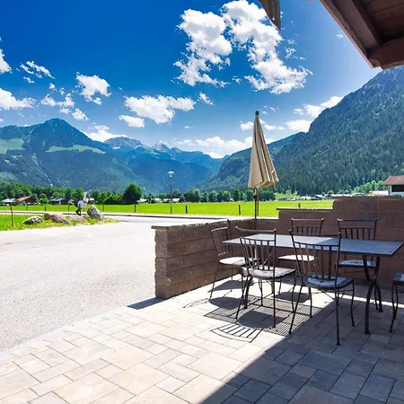 Ferienhaeuschen Storchennest Schönau am Königssee