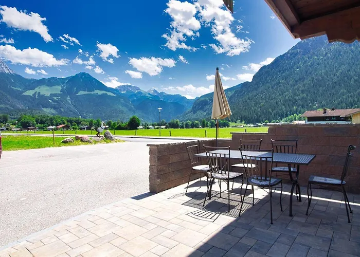 Ferienhaeuschen Storchennest Schönau am Königssee